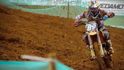 爱游戏登录入口-_骑士队展现无限潜力，冲击季后赛_，骑士队阵容名单最新