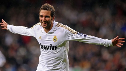 爱游戏中国官方登录入口网站-皇马疯狂引援，签下多名欧洲新星，皇马疯狂引援,签下多名欧洲新星是真的吗